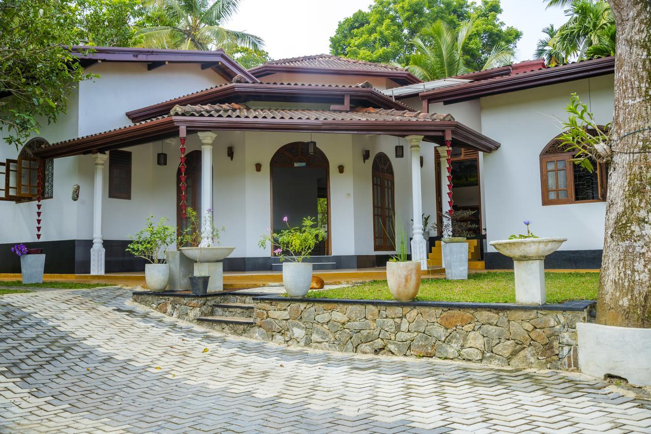 Villa Kumana - Unawatuna Galle Extérieur photo